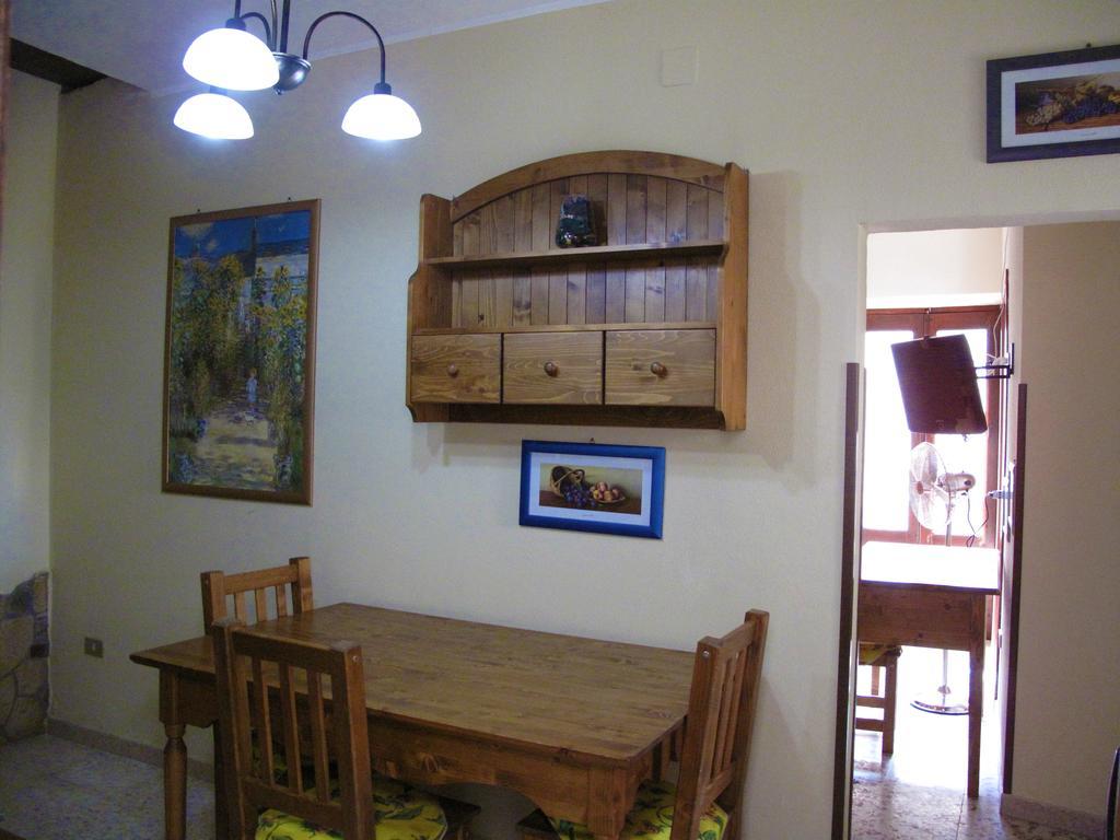 Diving Center Punta Stilo Apartment Cameră foto
